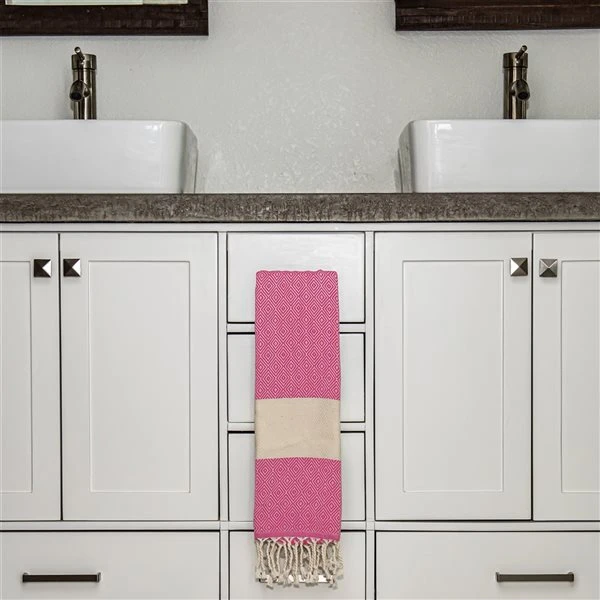 Deerlux 18-in X 40-in Hot Pink Cotton Hand Towel - 2-Piece 6 Deerlux 18-in X 40-in Hot Pink Cotton Hand Towel - 2-Piece - Image 4